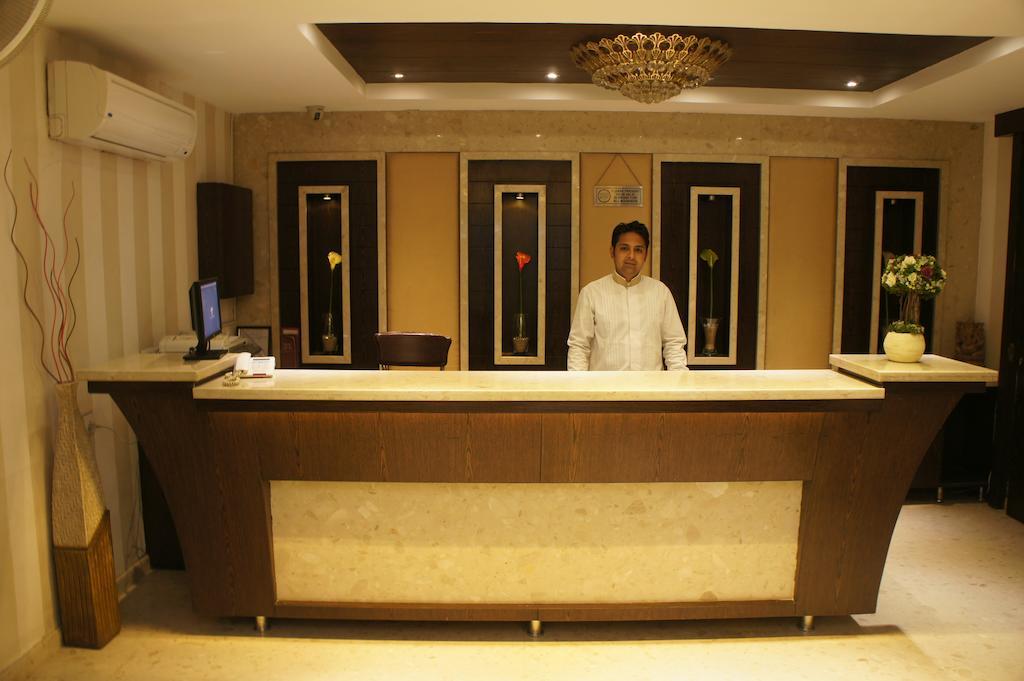 Hotel Surya Prime Kota  Exterior photo