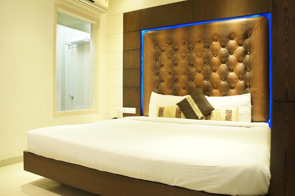 Hotel Surya Prime Kota  Exterior photo